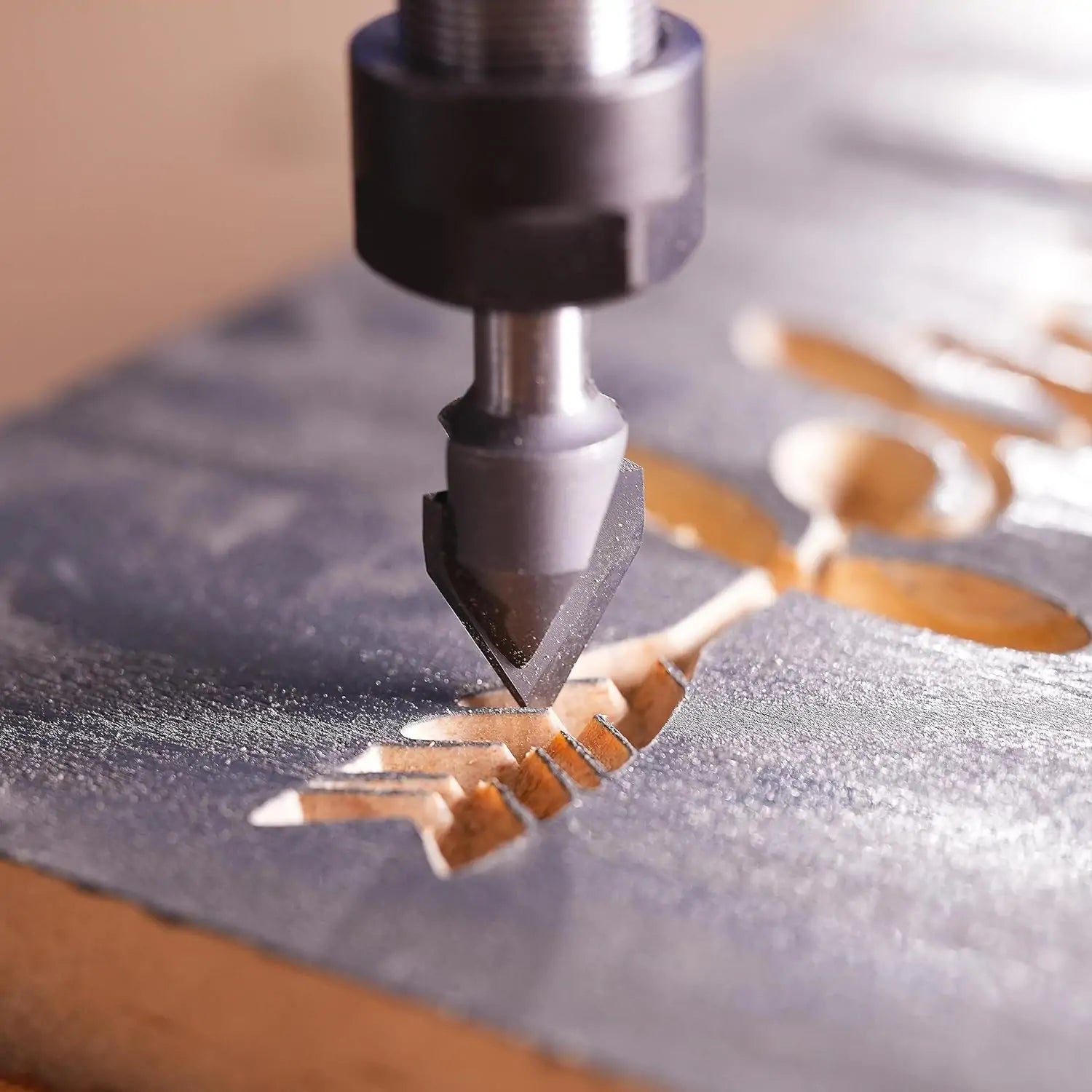 SpeTool EU W06504 Carbide Tipped V Groove 90 Deg 12mm Dia x 8mm Shank x 51mm Long Router Bit