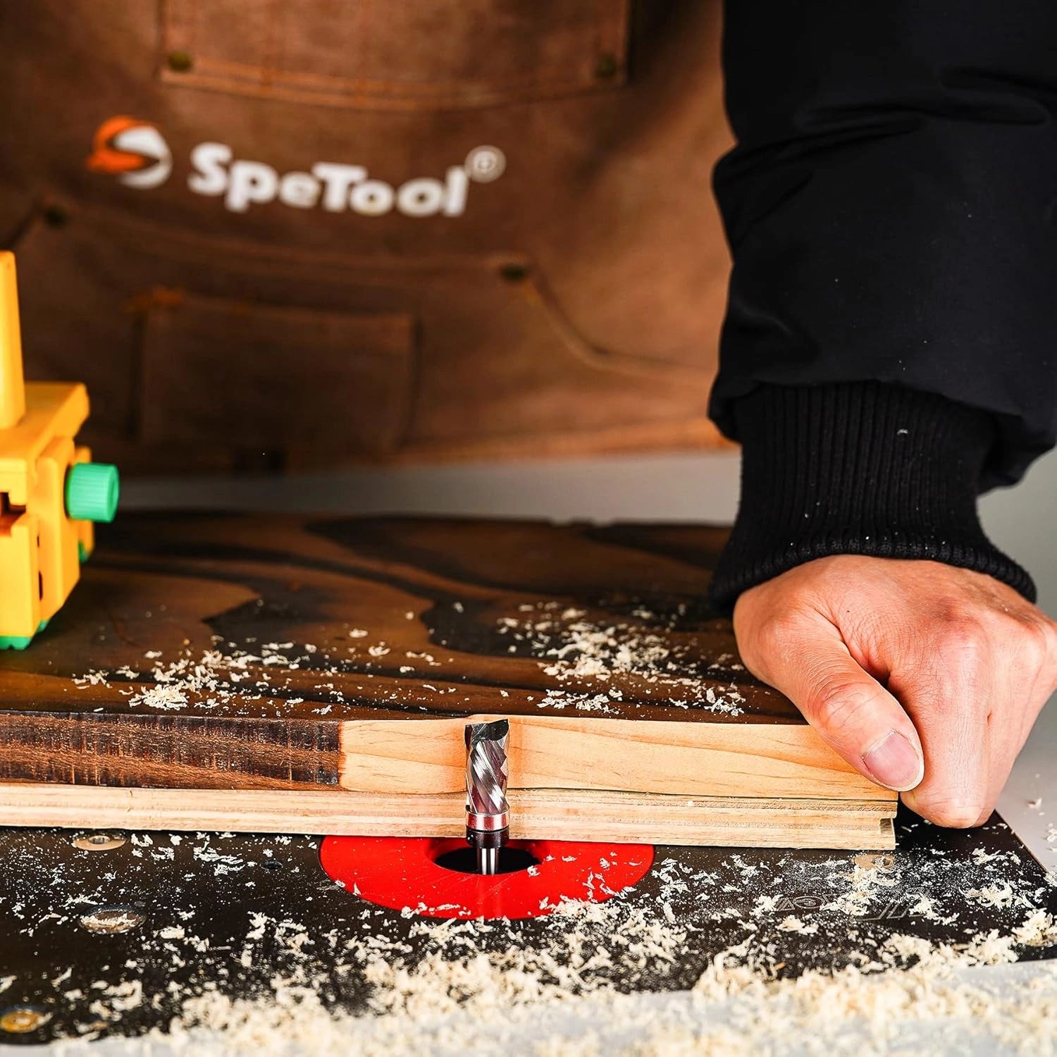 W07046 Application Image